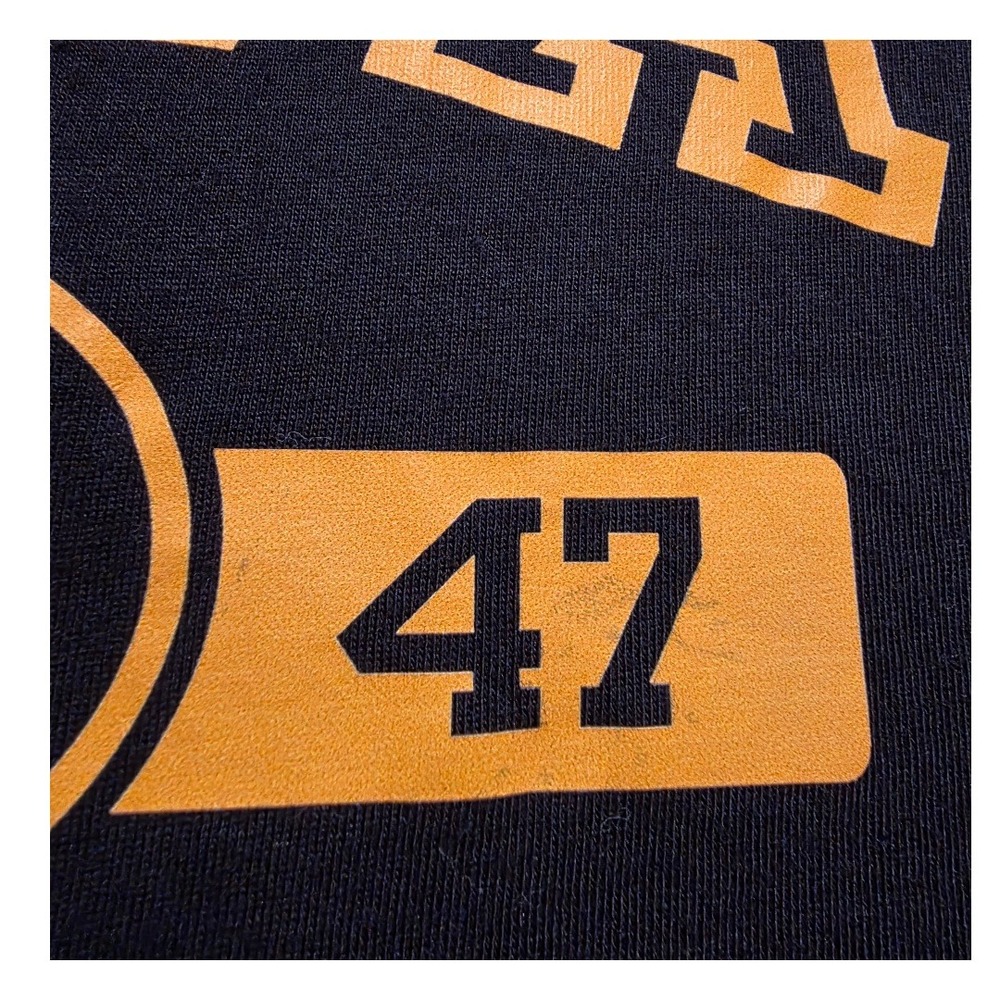Blue 84 Iowa Hawkeyes Black Short Sleeve T Shirt Womens Size Large Collage Game - Picture 8 of 8